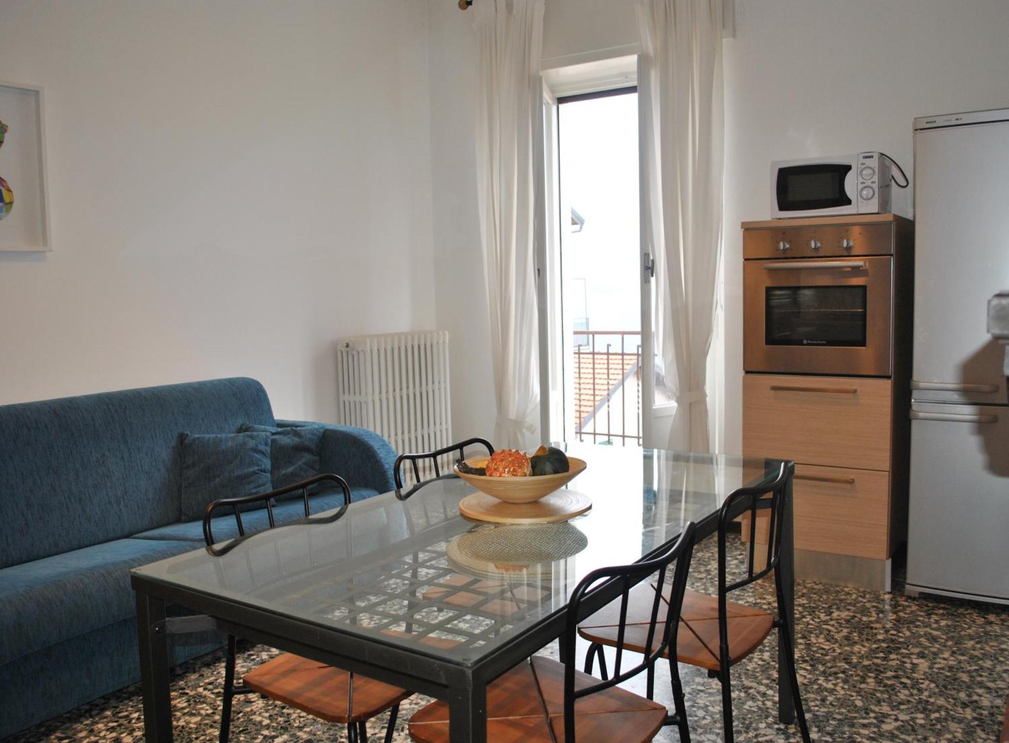 The Romantic Village House - Apartments With Lake View Colonno Exterior photo
