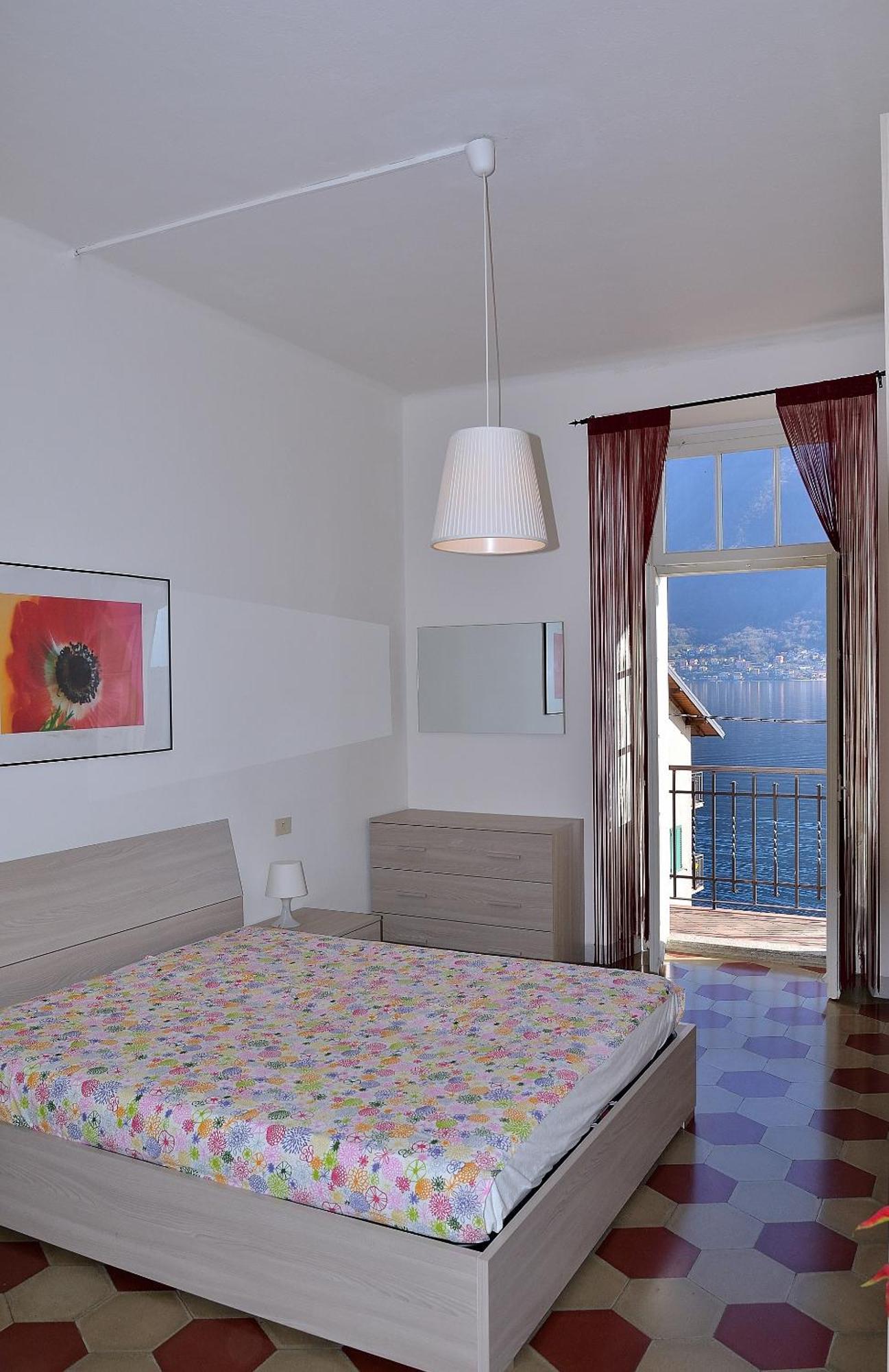 The Romantic Village House - Apartments With Lake View Colonno Exterior photo